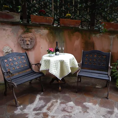 Vatican Garden Flat